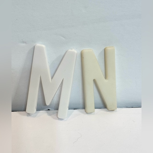 Vintage Plastic Tack-Back Letters WHITE Upper Case Perfection Form Co - Picture 5 of 9